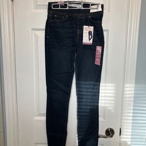 Women’s Levis Pull On Skinny Jeans